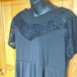 Chic Black Lace Neckline Top